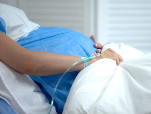 Parto spontaneo e parto operativo ventosa forcipe manovra di Kristeller